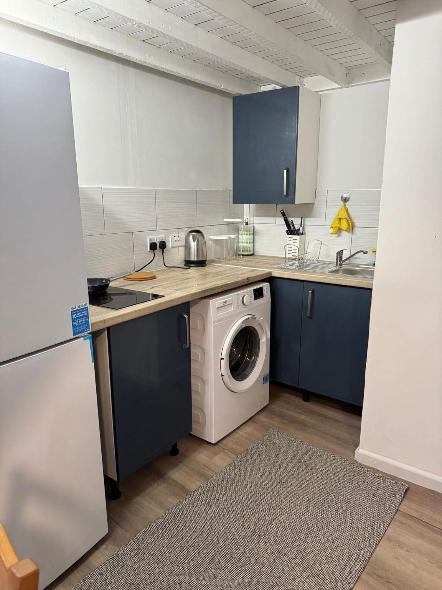 Appartement With 3 Beds- 20 Min From Bridge And Gatwick Airport