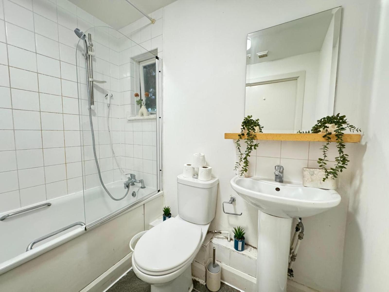 Affordable Family In Kilburn Appartement