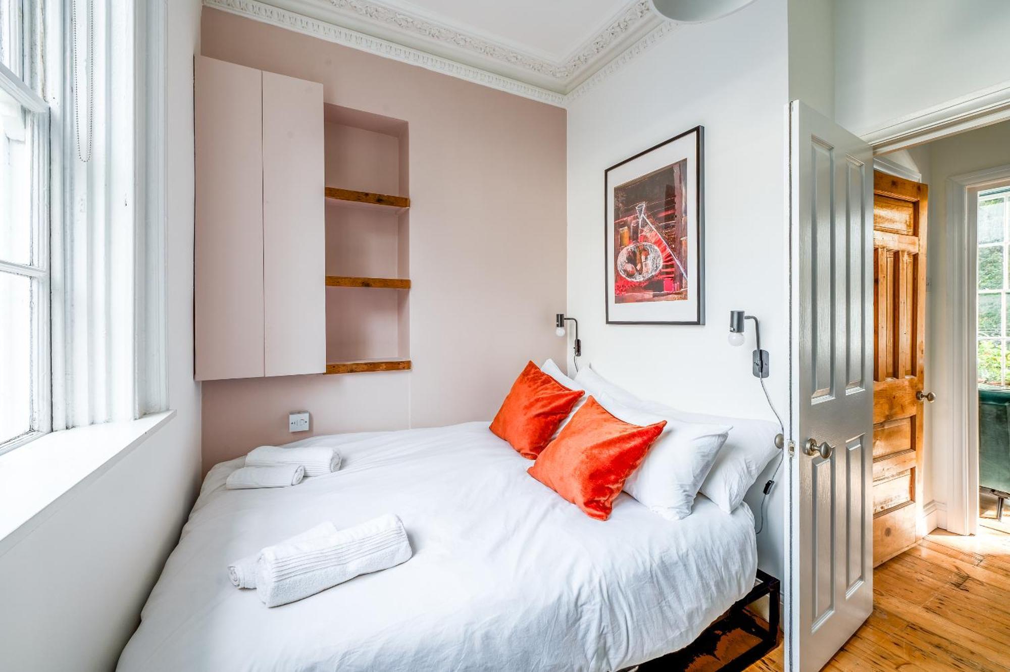 1 Bedroom Chic Flat By Hostarahomes, Sleeps Up To 4, Full Apartment, Location Apartamento Londres