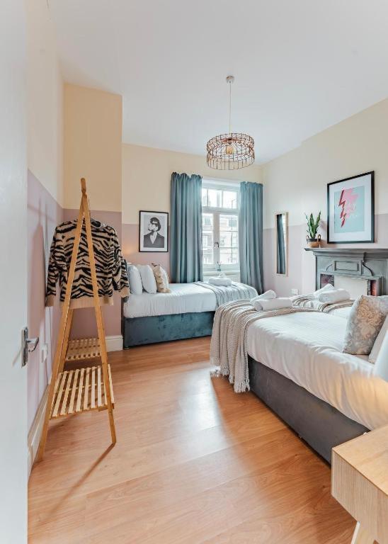 Cosy , Haven And Spacious Apartment London