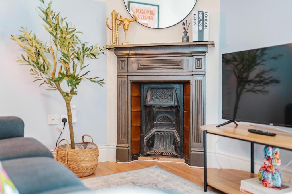 Apartment Cosy , Haven And Spacious London