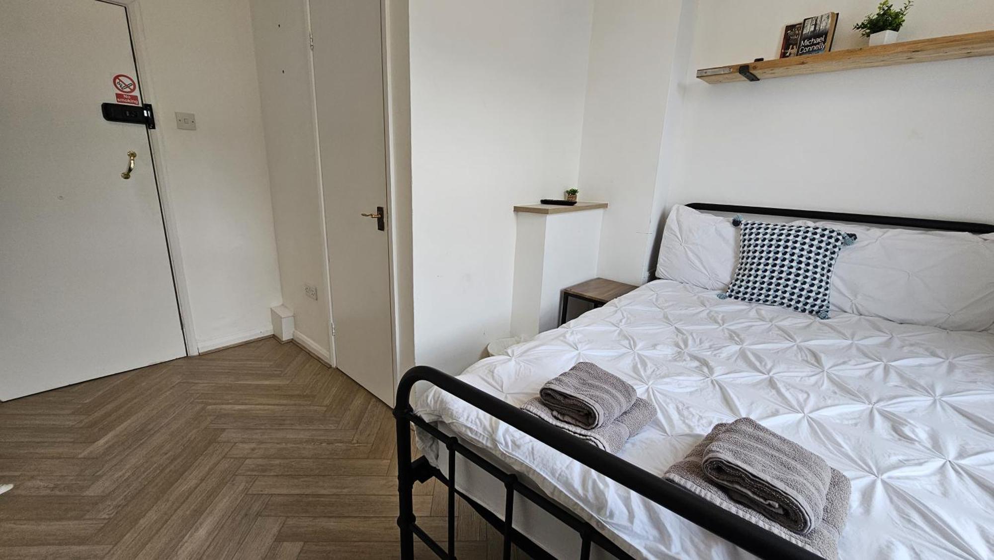 Newly Renovated & Ensuite Rooms! - Camberwell