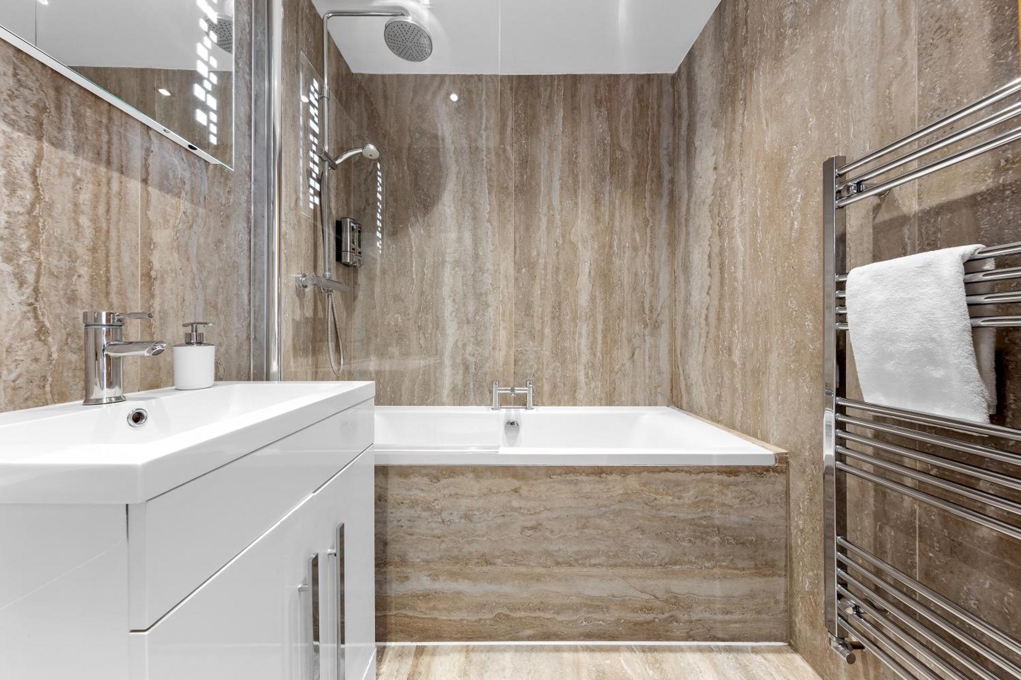Apartment Stunning Hyde Park