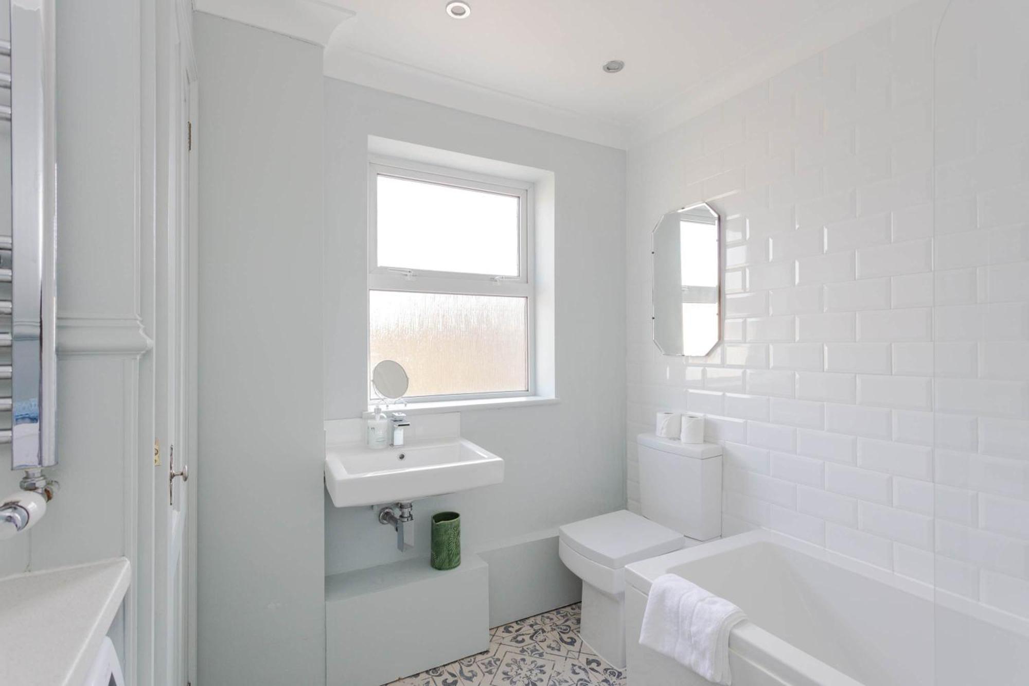 Newly Refurbished 4 Bedroom House In East Apartamento
