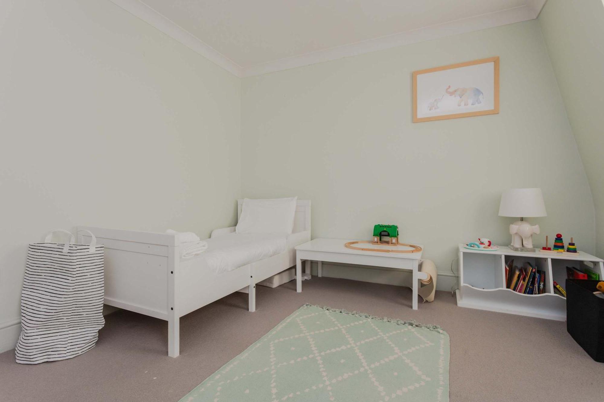 Apartamento Newly Refurbished 4 Bedroom House In East Londres
