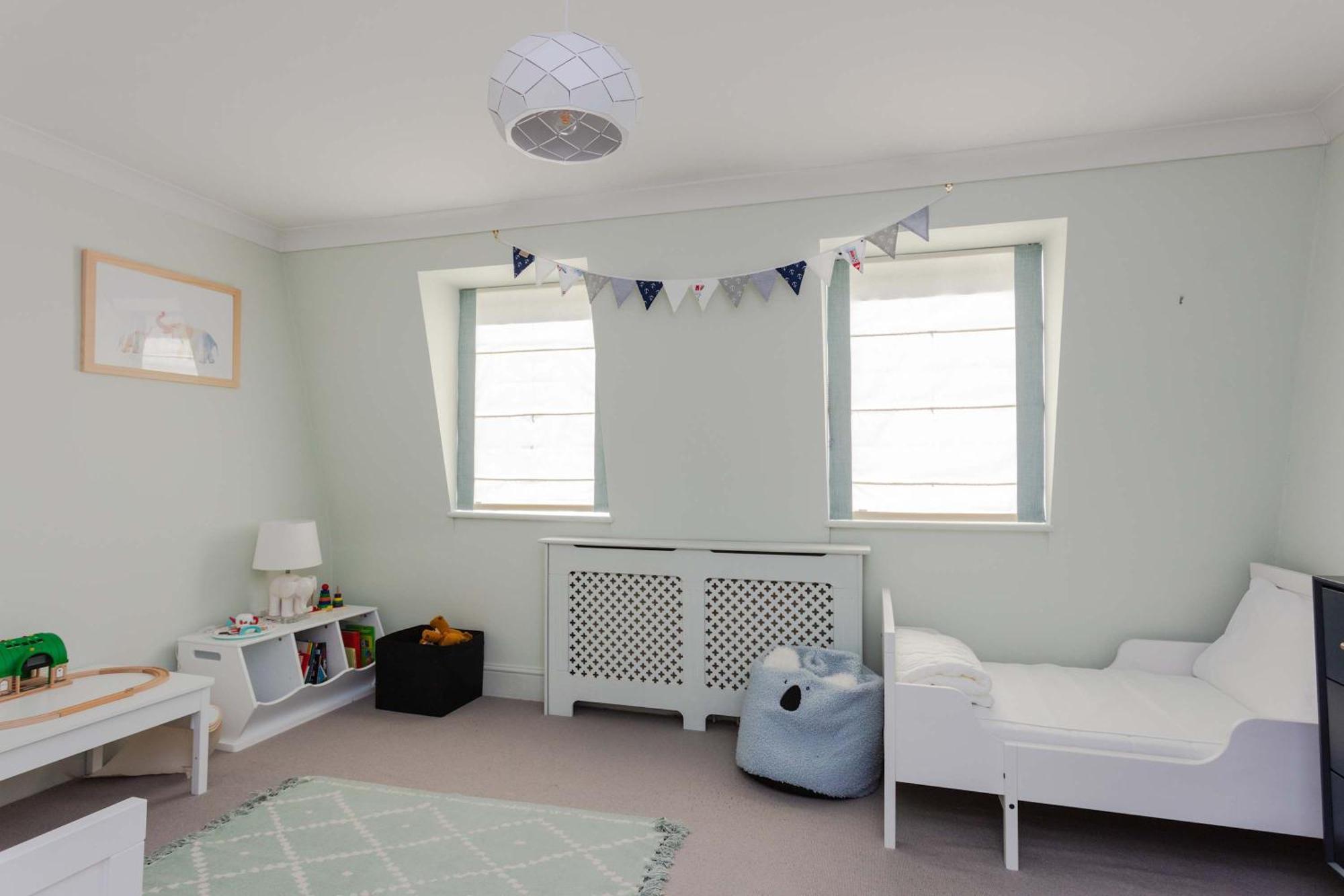 Newly Refurbished 4 Bedroom House In East Londres