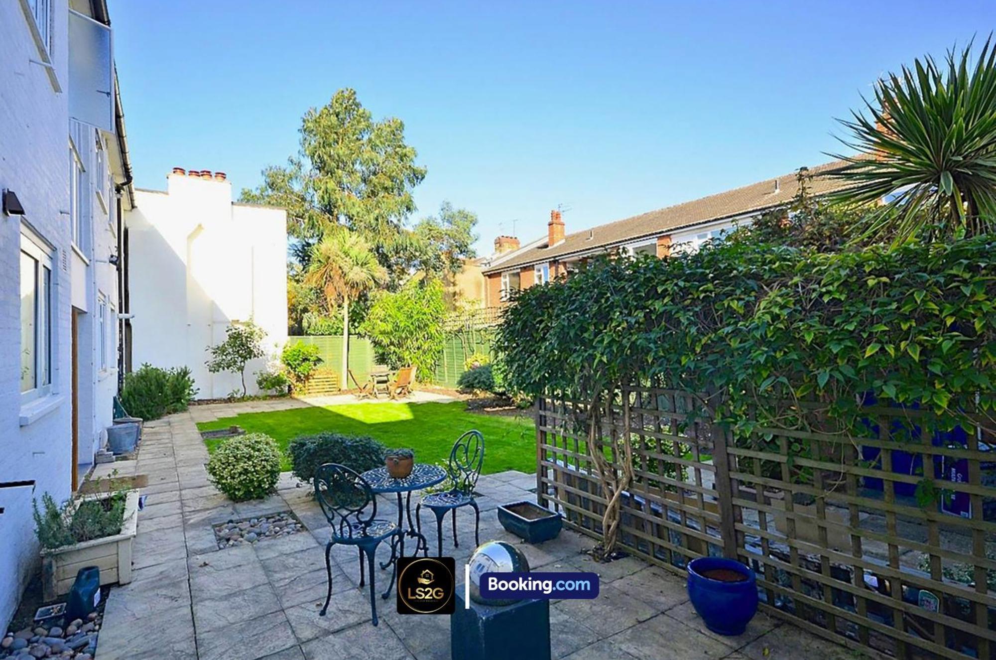 Appartement Amazing 3 Bedroom By Ls2g Short Lets & Serviced Greater With Free Wifi *