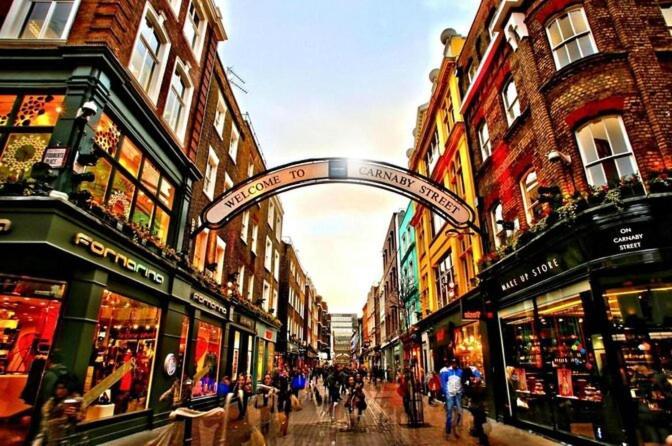 Apartamento Double Bedroom With Shared Bathroom Stunning Location Londres