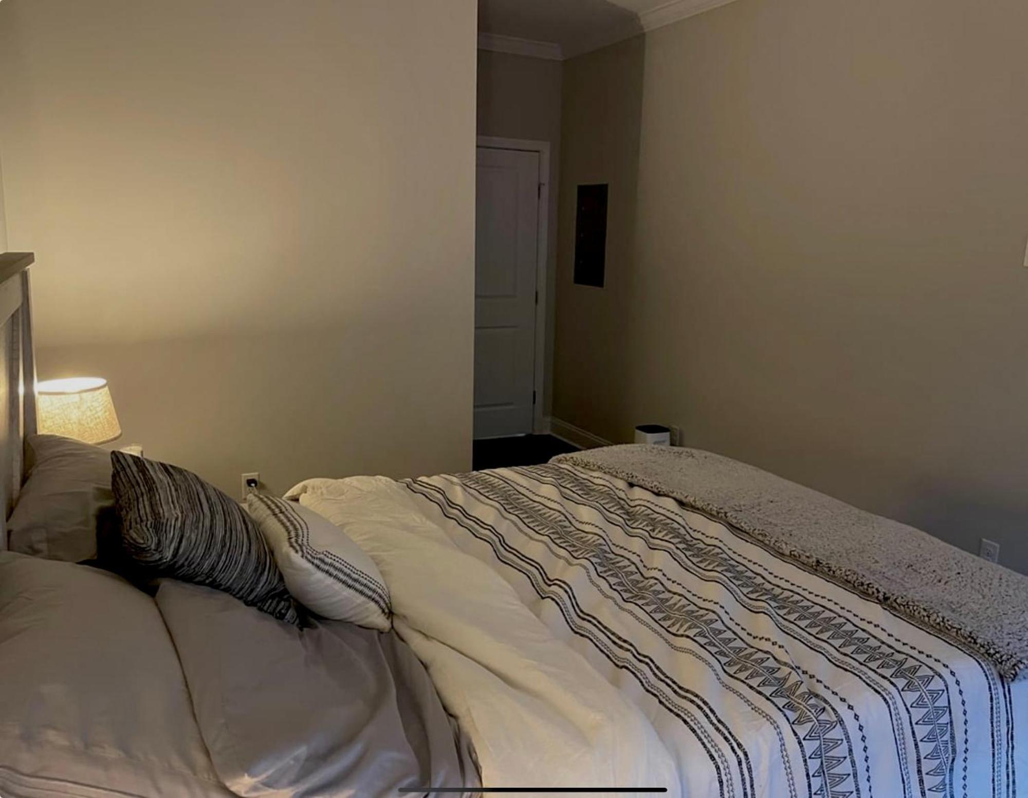 Double Bedroom With Shared Bathroom Stunning Location Apartamento *