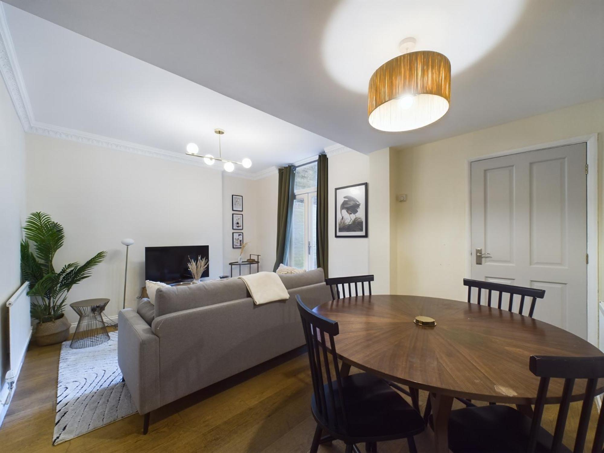 The Pimlico Place - 2bdr With Courtyard Apartamento *