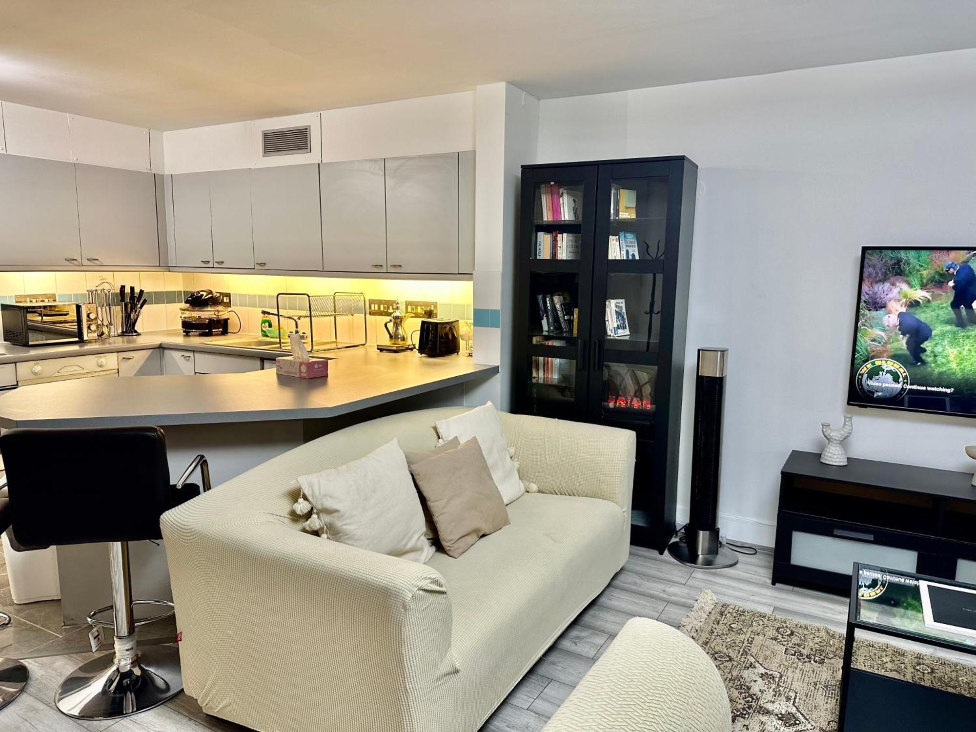 Bright 1br Flat Walk To Hyde Park, Queensway And Paddington Appartement *