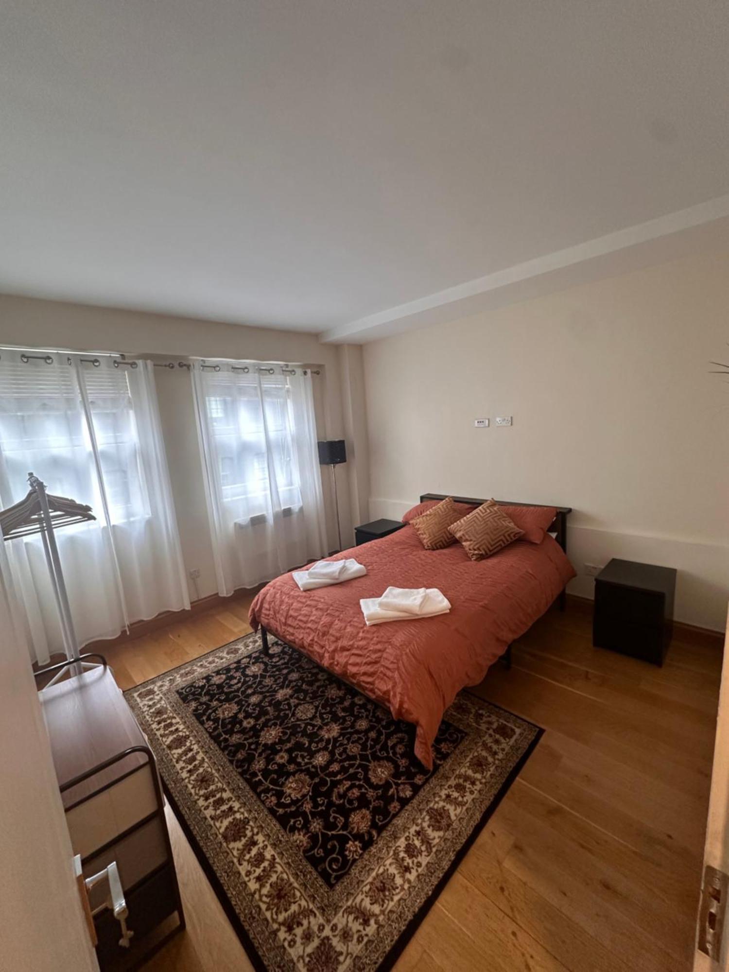 Bond Mayfair Apartamento *