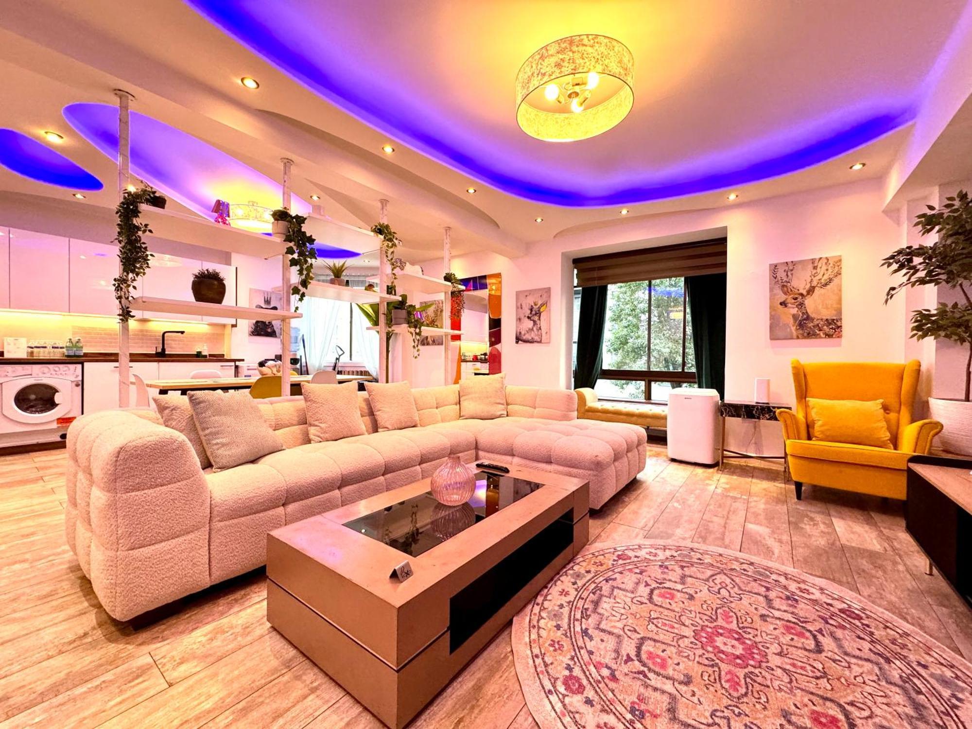 One Hyde Park By Wild Apartamento *