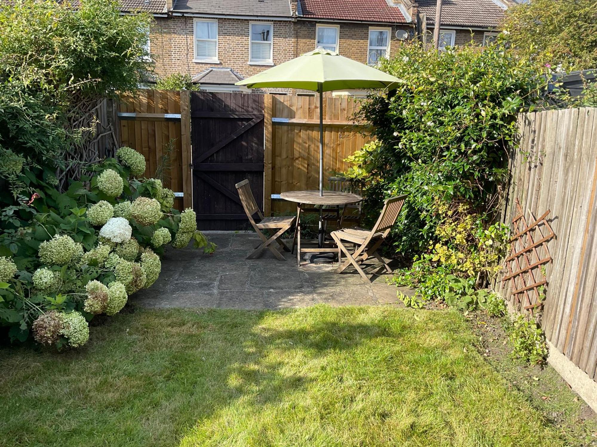 Cosy Three Bedroom Hither Victorian House Hébergement de vacances Londres