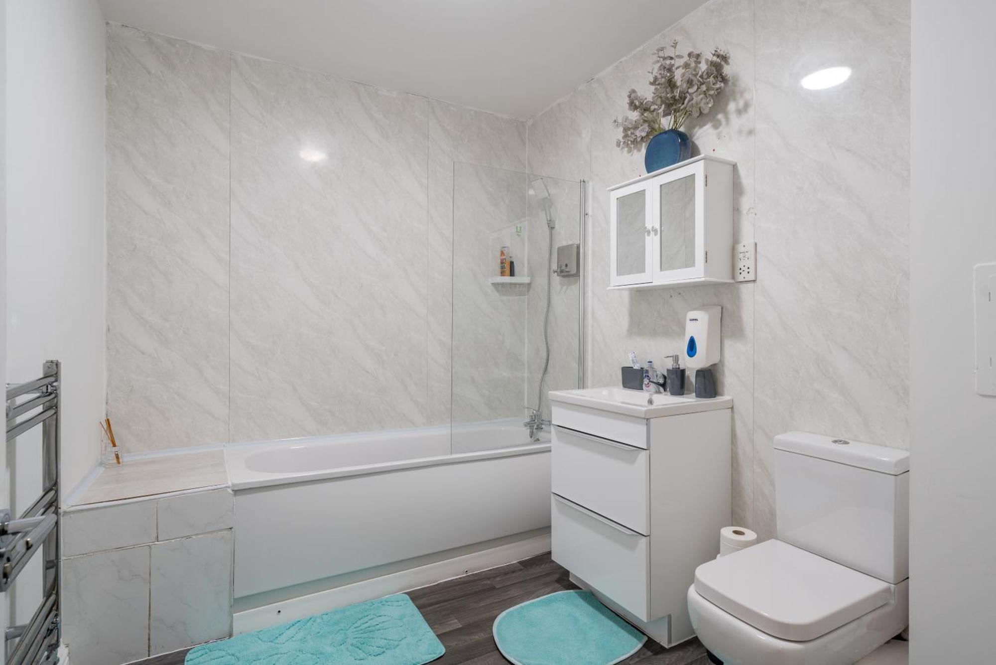3 Bed By Canning Town Station Apartamento Londres