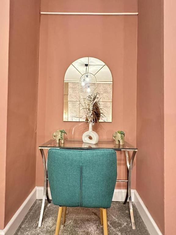 Apartamento Beautiful Three Bedroom Family Londres