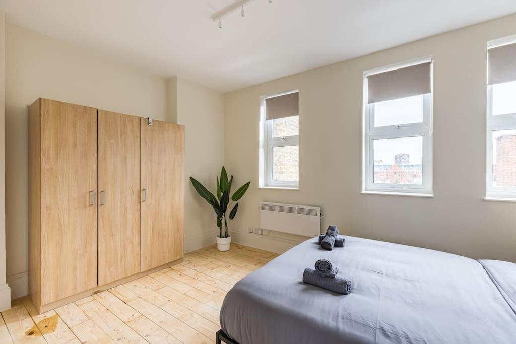 4 Bed Penthouse In Shoreditch Appartement *