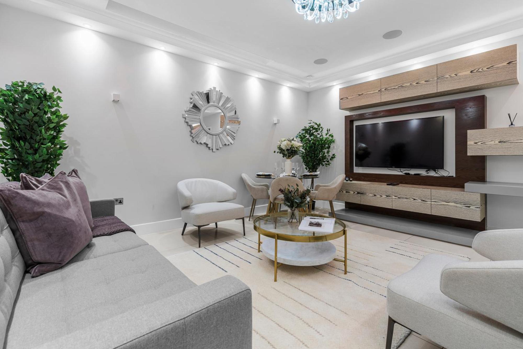 Appartement Stylish 2 Bed Split Level Flat *
