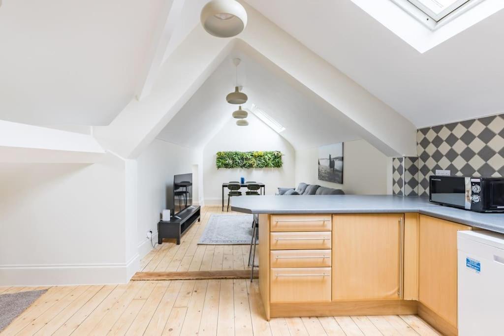 4 Bed Penthouse In Shoreditch * Londres
