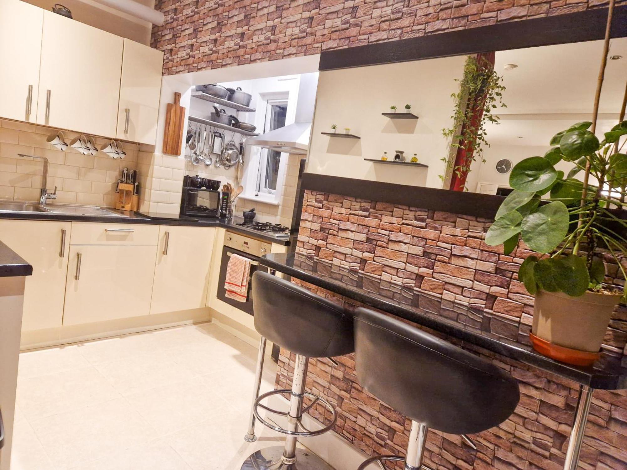 The Cozy Lambeth *