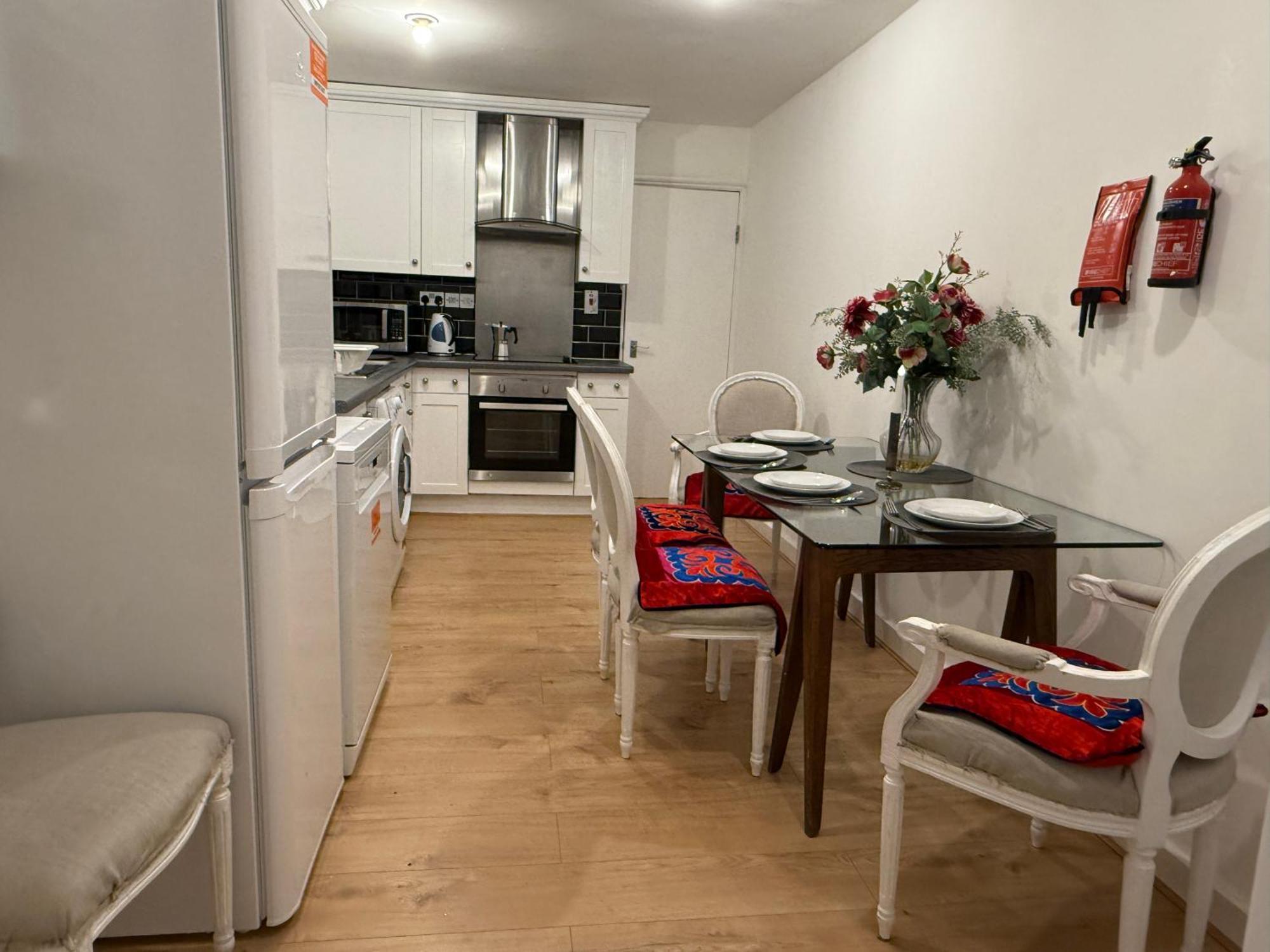 Budget Friendly And Cozy In Hammersmith *