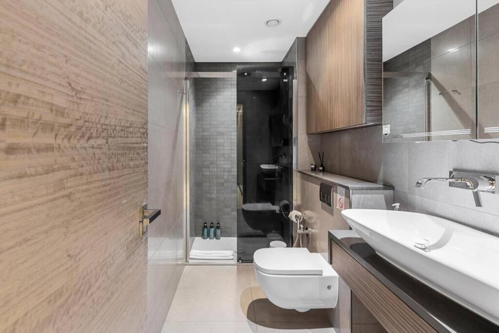 Appartement Stylish 2 Bed Split Level Flat