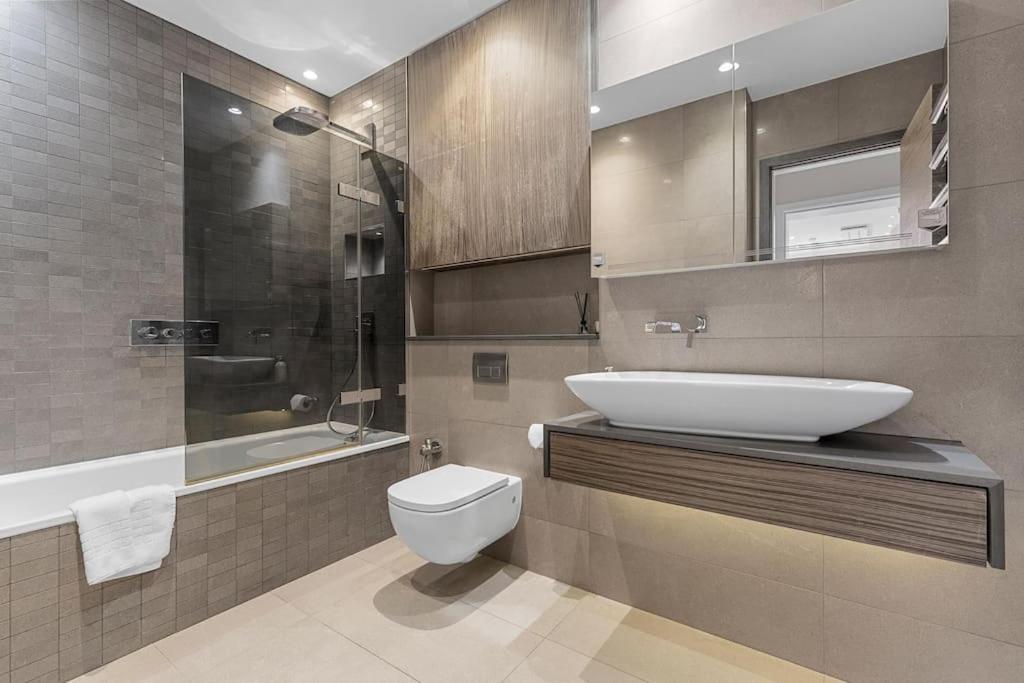 Appartement Stylish 2 Bed Split Level Flat