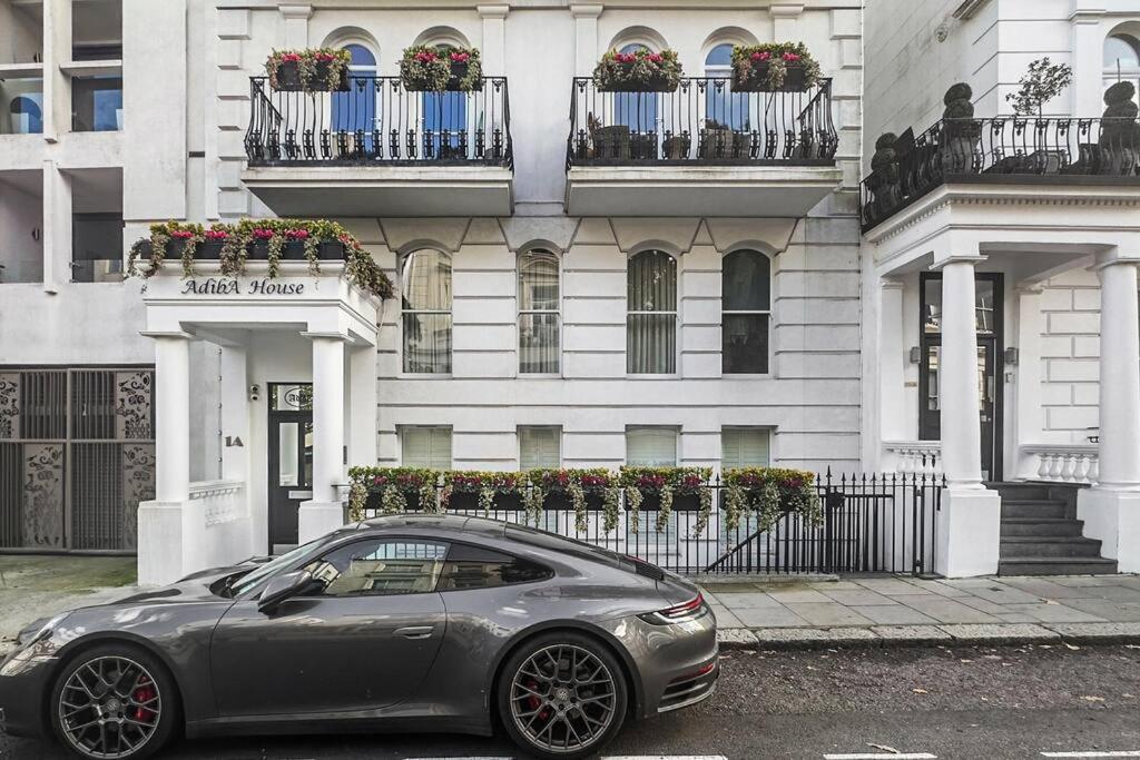 Stylish 2 Bed Split Level Flat Londres