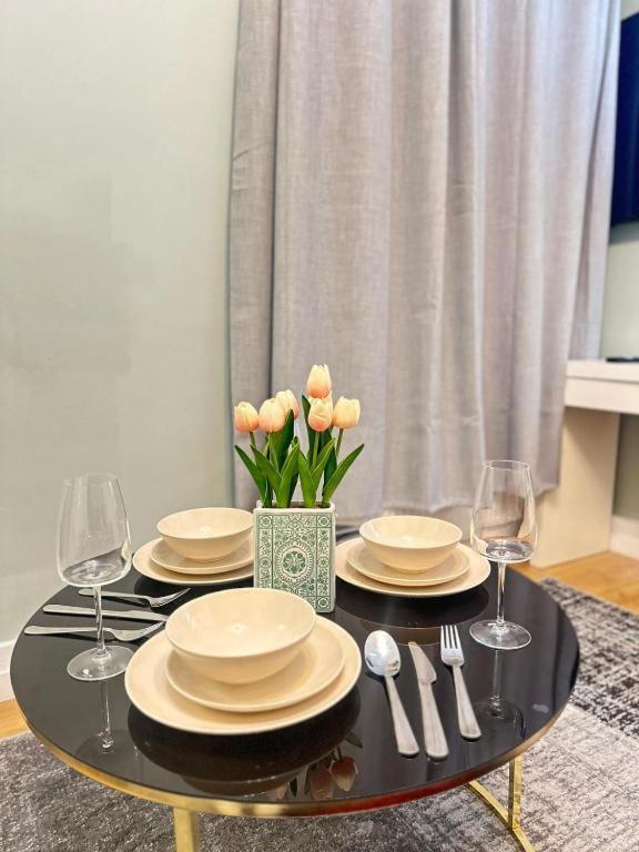 Appartement Affordable Two Bedroom In *