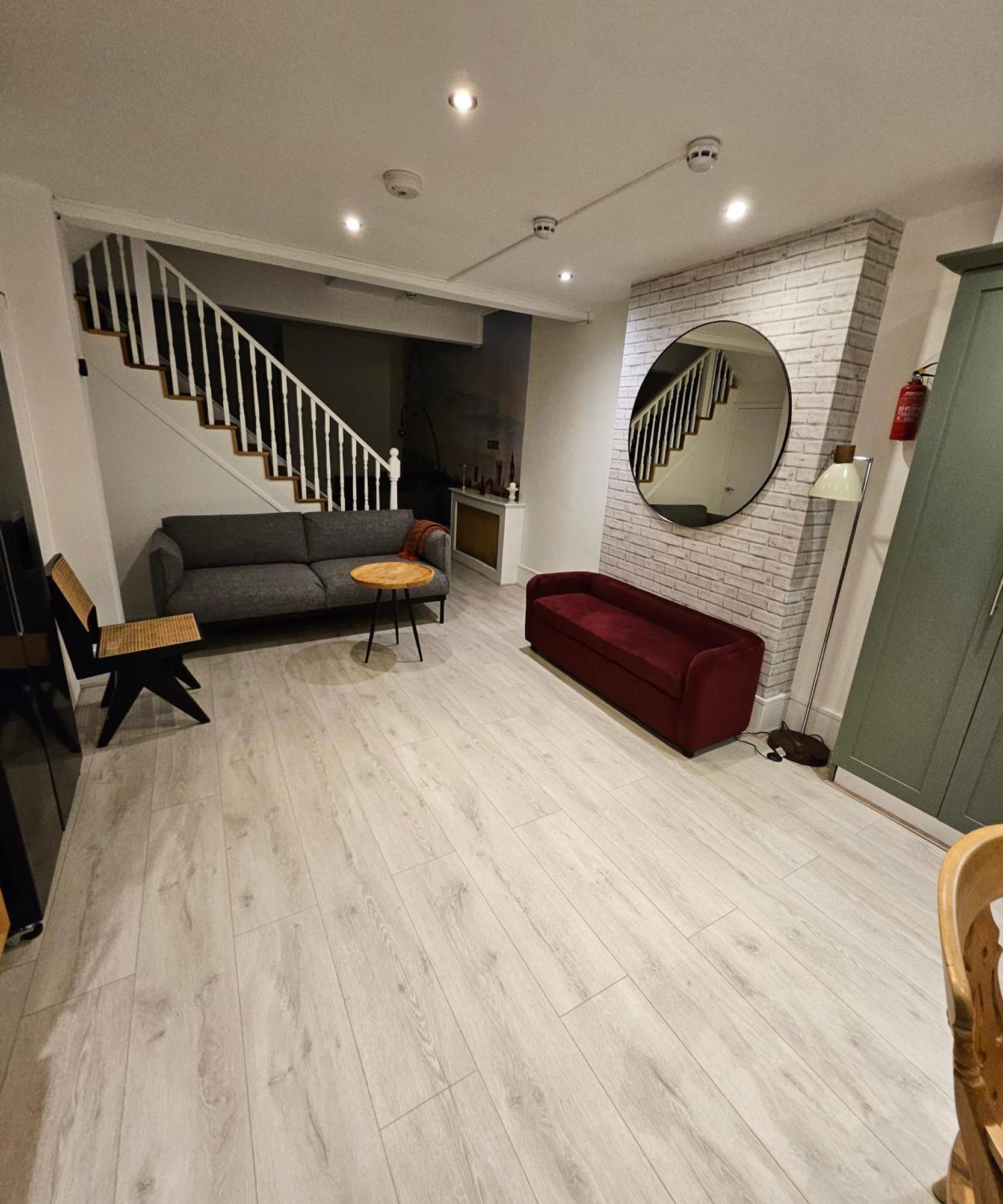 Haru Residence, 5bed Luxury House Villa Londres