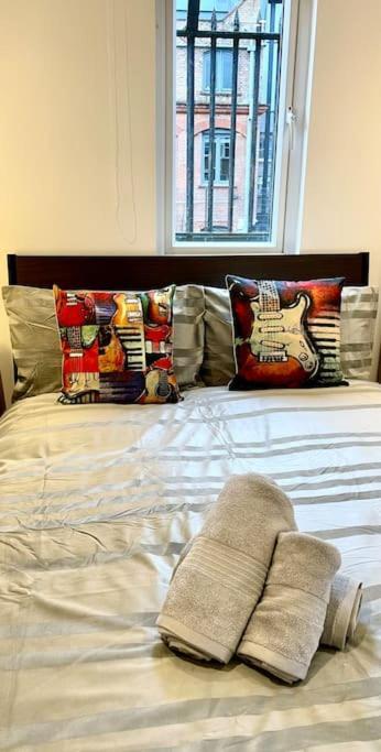 Cozy Balcony Flat With Canal View * Londres