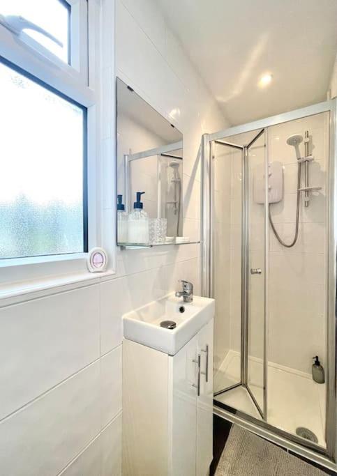 Cozy Balcony Flat With Canal View Appartement *