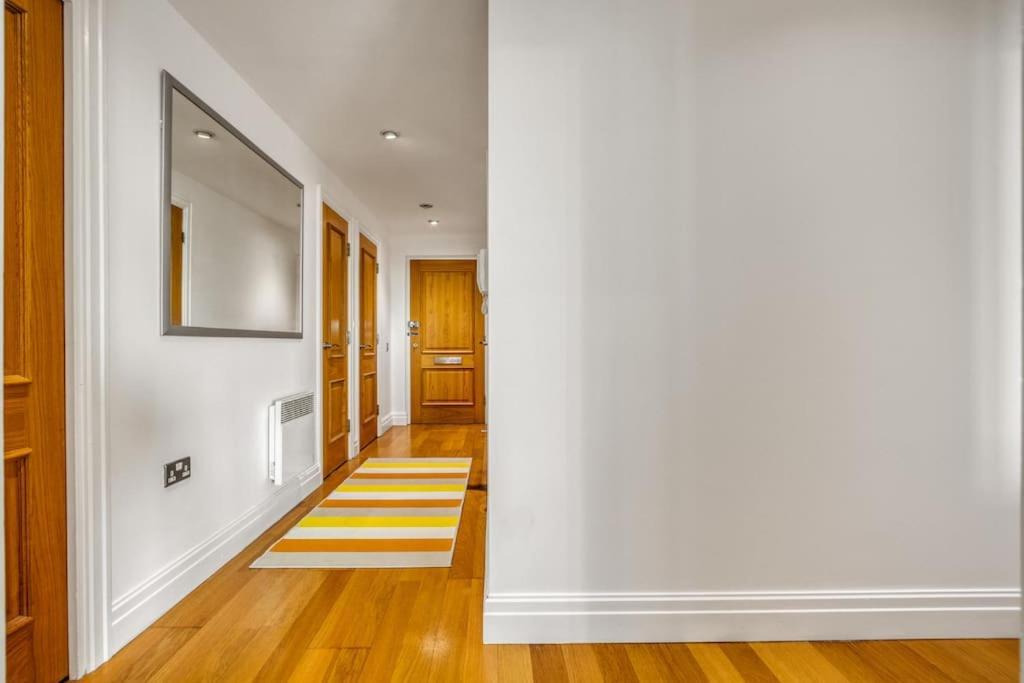 Luxury Living In Paddington, * Londres
