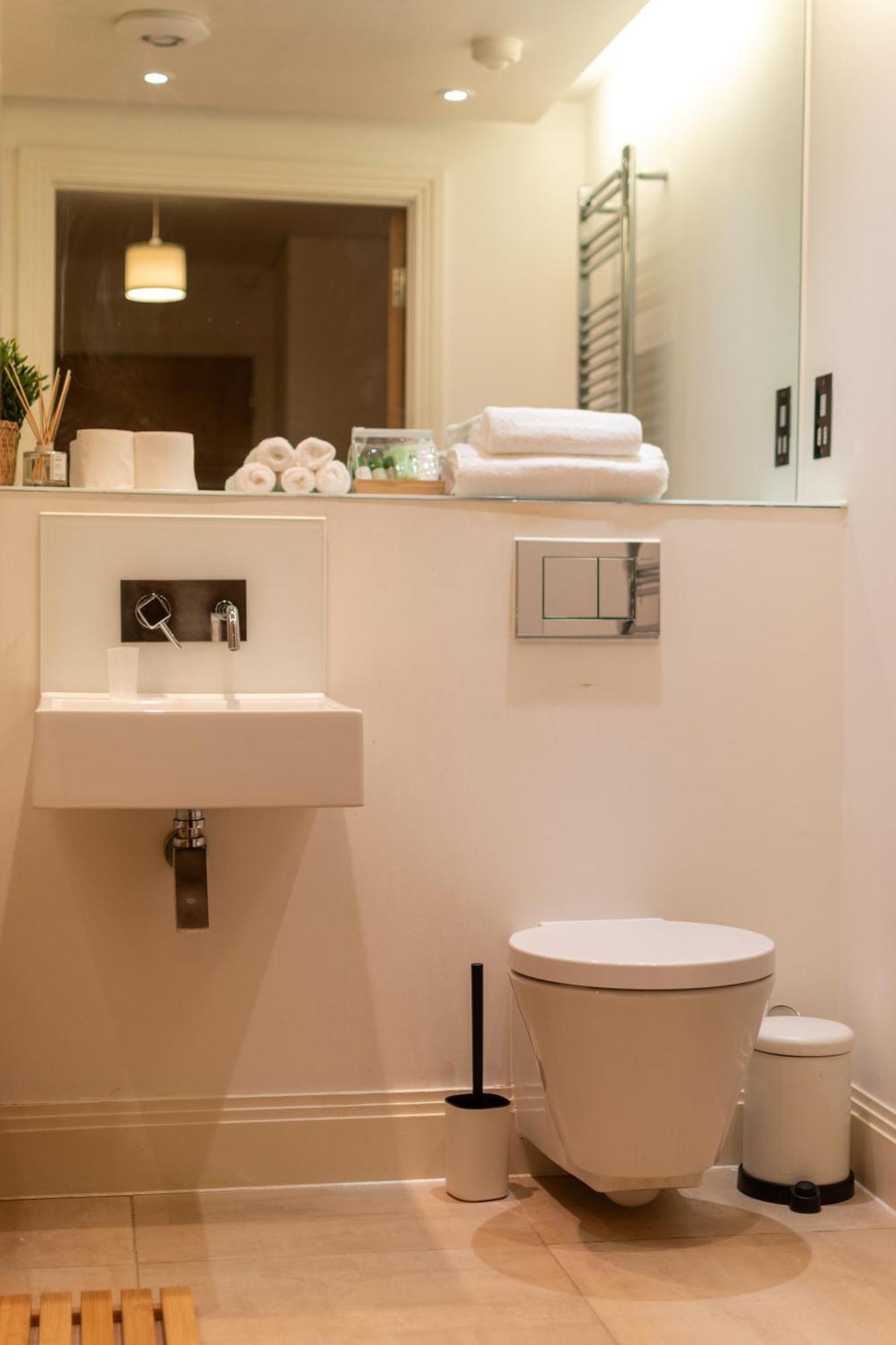 Cosy 2 Bed Hackney Apartment Sleeps 8 * Londres
