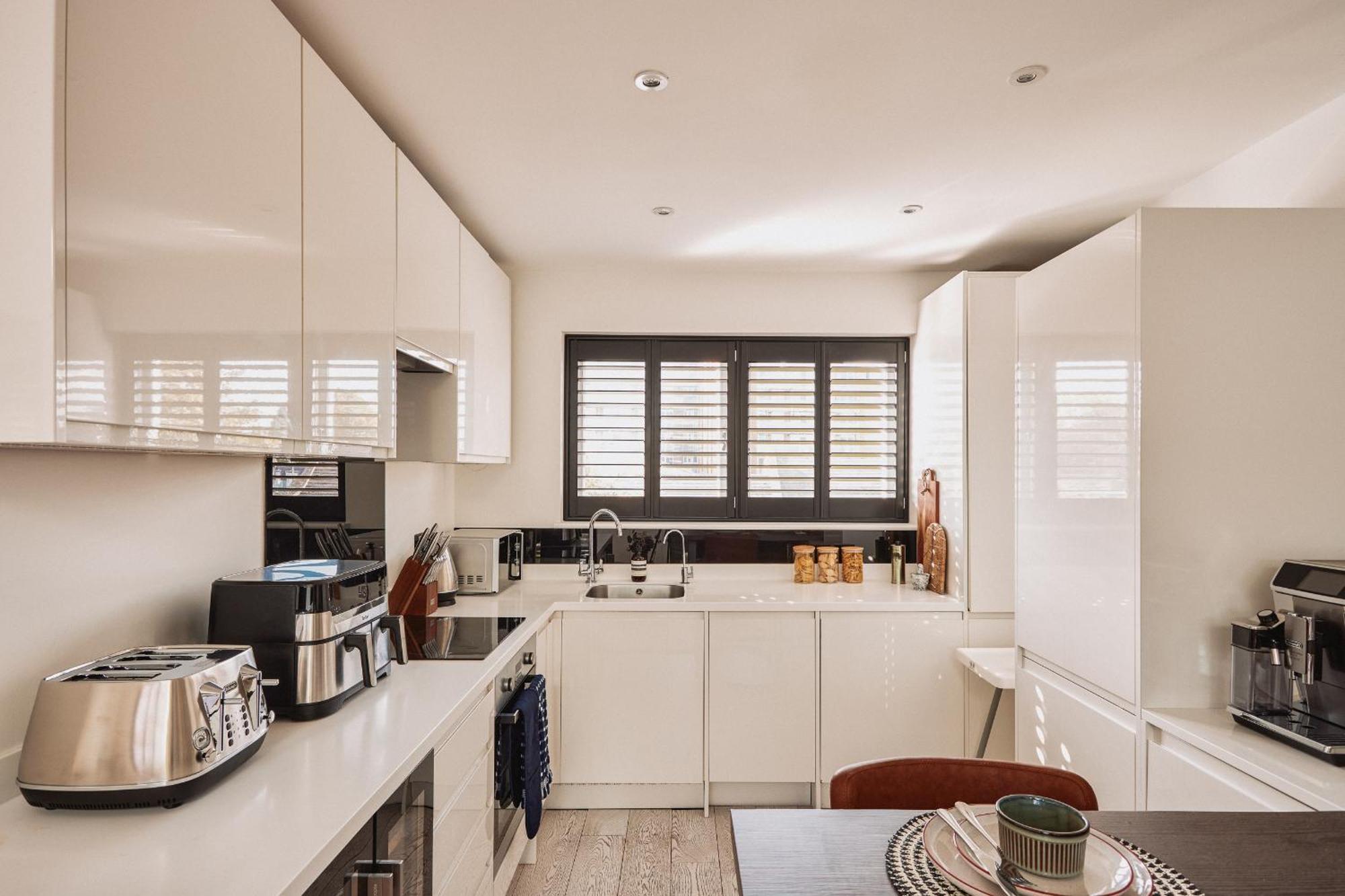The Elegant Fulham Maisonette With Terrace Hébergement de vacances *