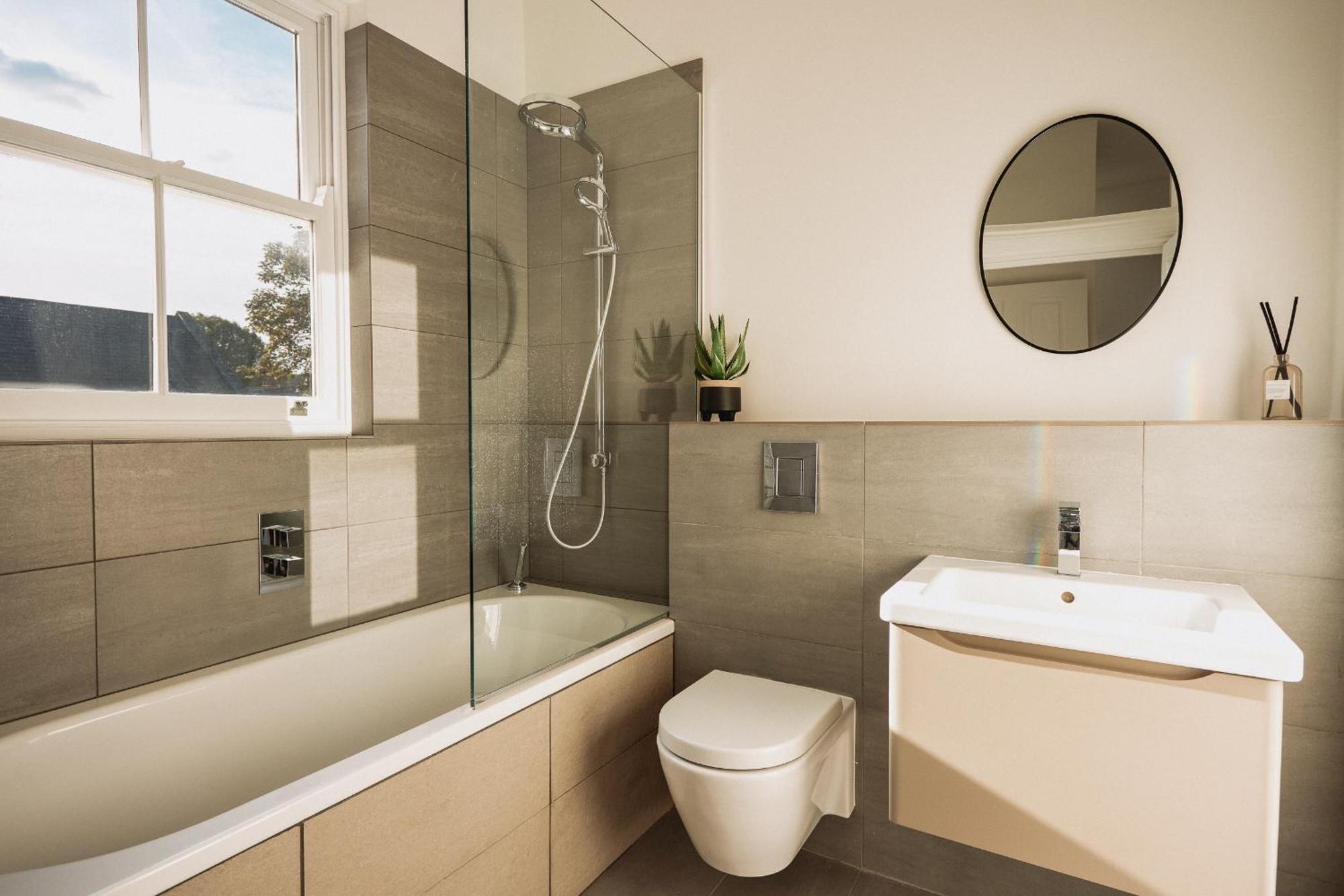 The Elegant Fulham Maisonette With Terrace * Londres