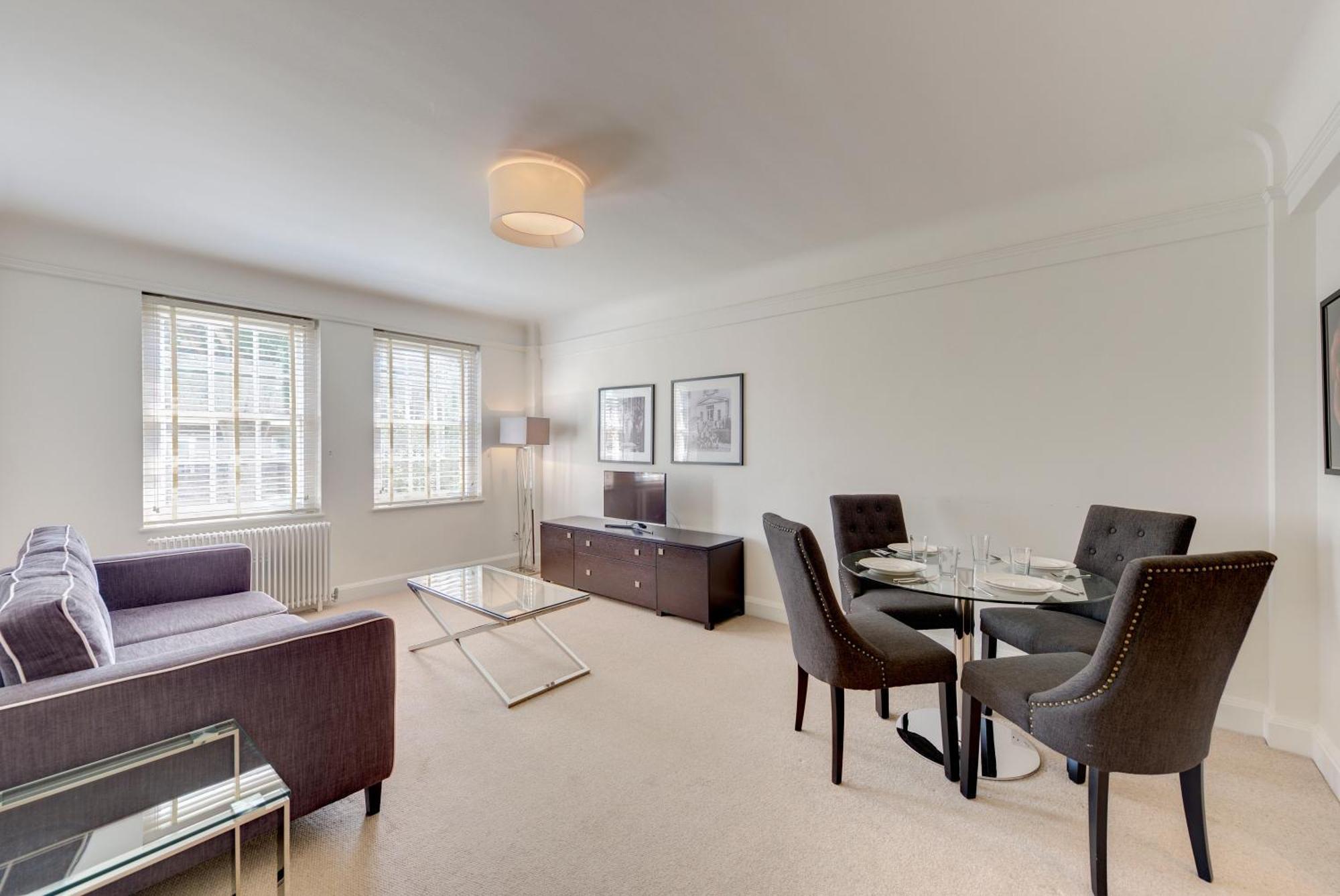 Pelham Court Apartment