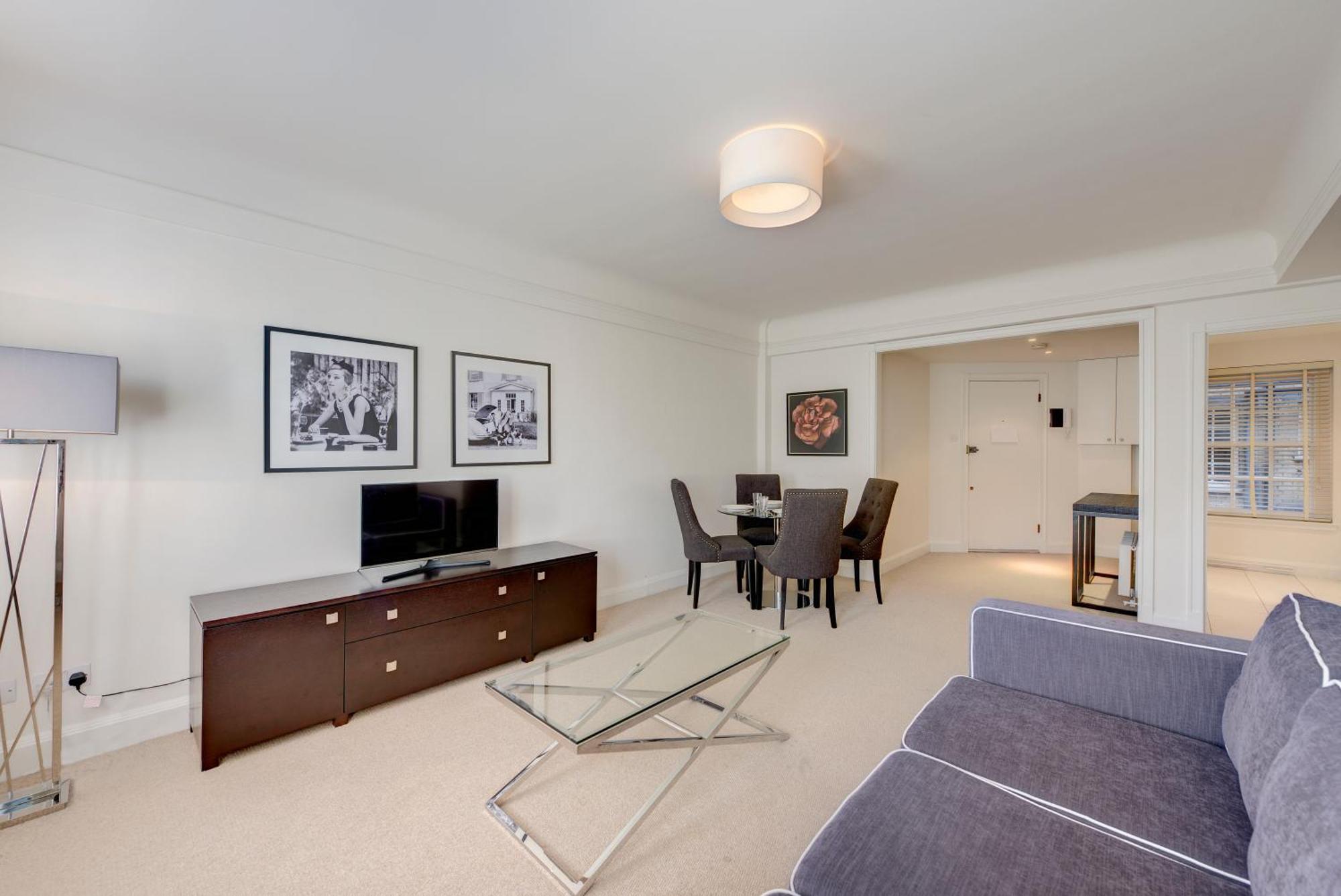 Pelham Court Apartment
