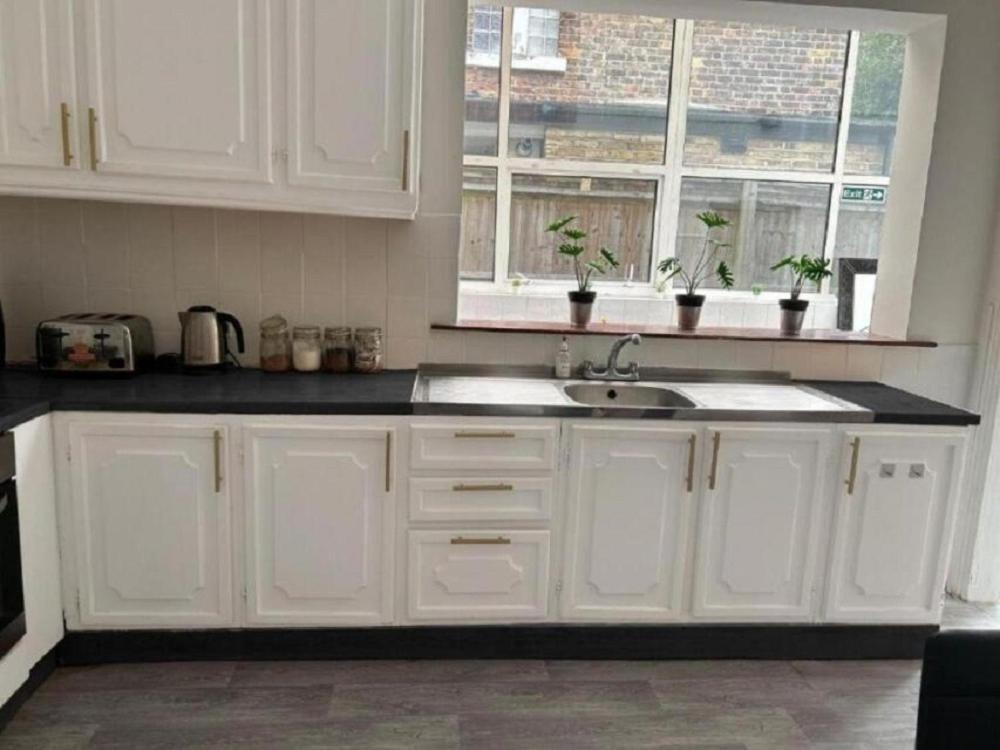 Balham, South Spacious, Lambert, 6 Available Pensión Londres