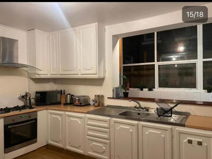 Pensión Balham, South Spacious, Lambert, 6 Available Londres