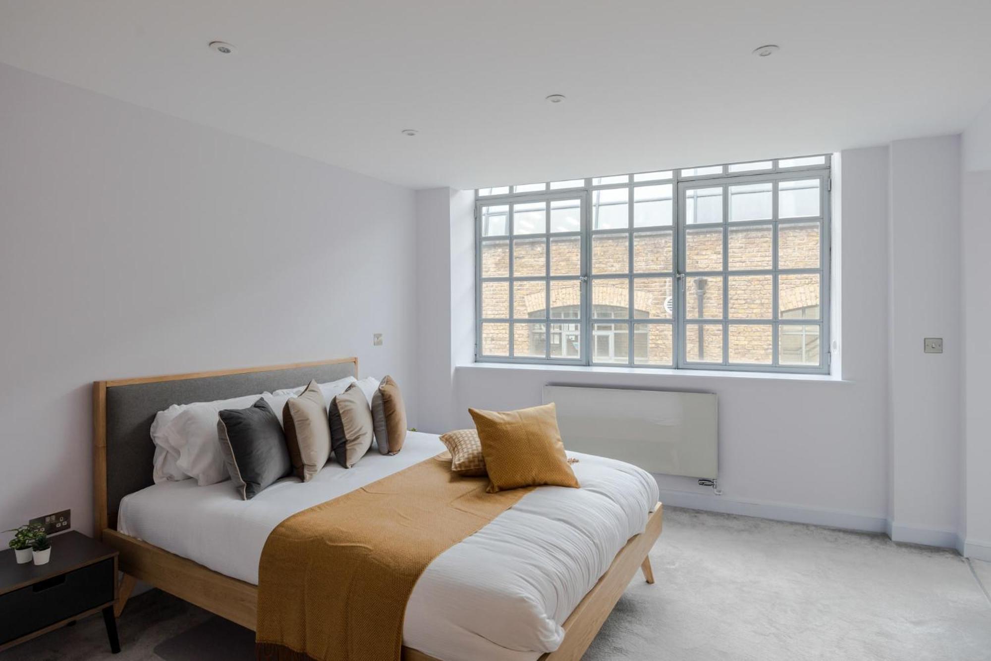Apartamento Law & Order - Farringdon - By Frankie Says