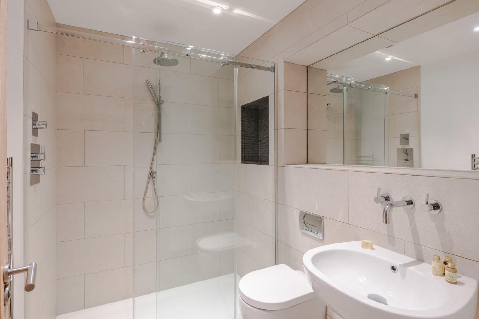 Law & Order - Farringdon - By Frankie Says Apartamento Londres