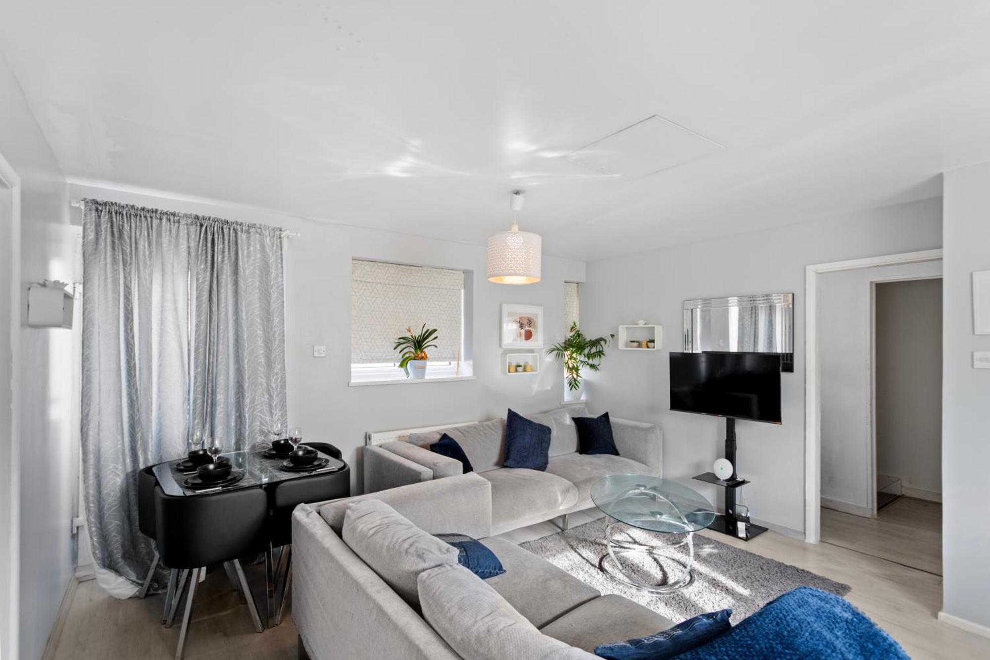 Cozy 3-bed House Near Lcy & Excel Ideal For Groups & Families Hébergement de vacances *