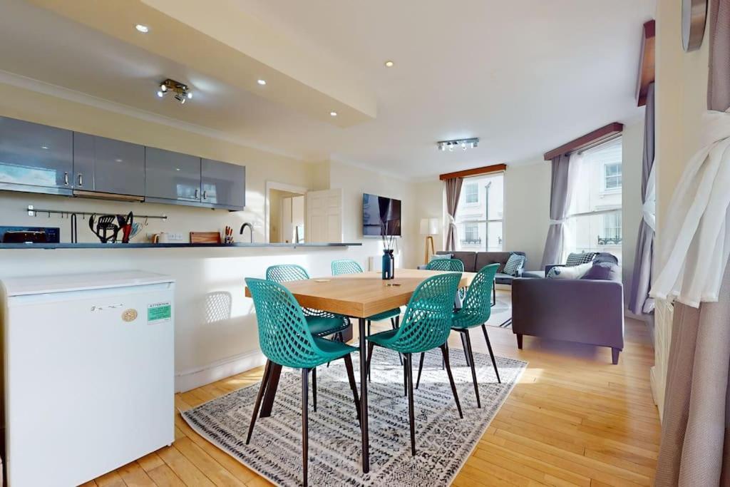 Charming And Bright Flat In Paddington! Appartement Londres