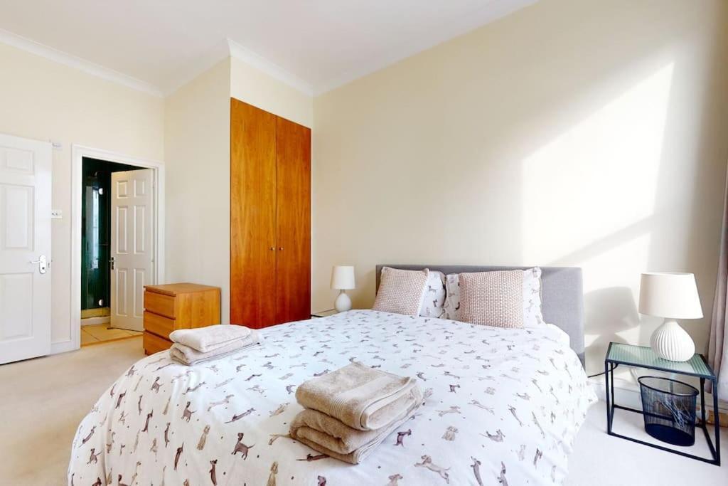 Charming And Bright Flat In Paddington! Appartement
