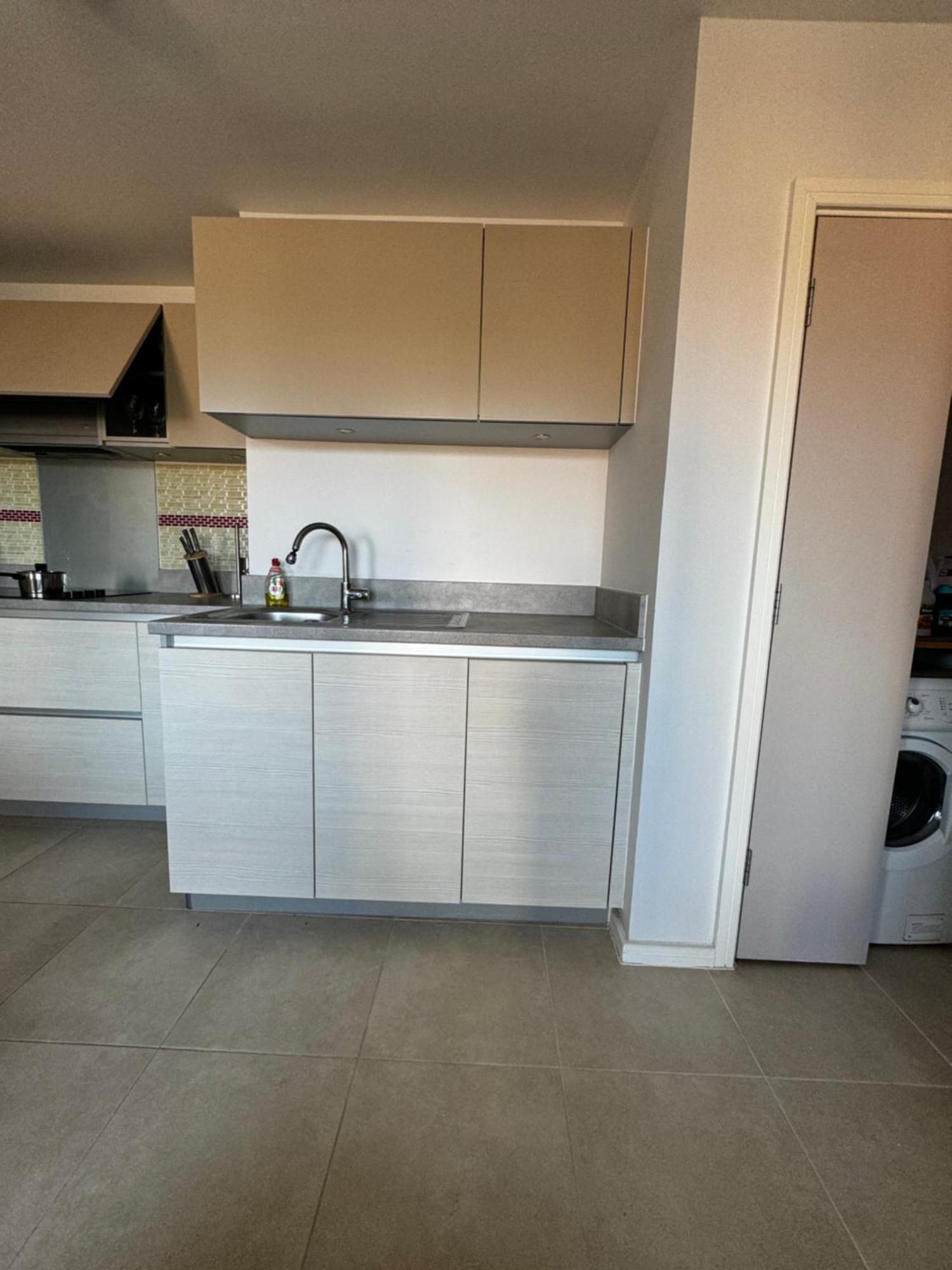 Apartamento Entire Flat Custom House Londres