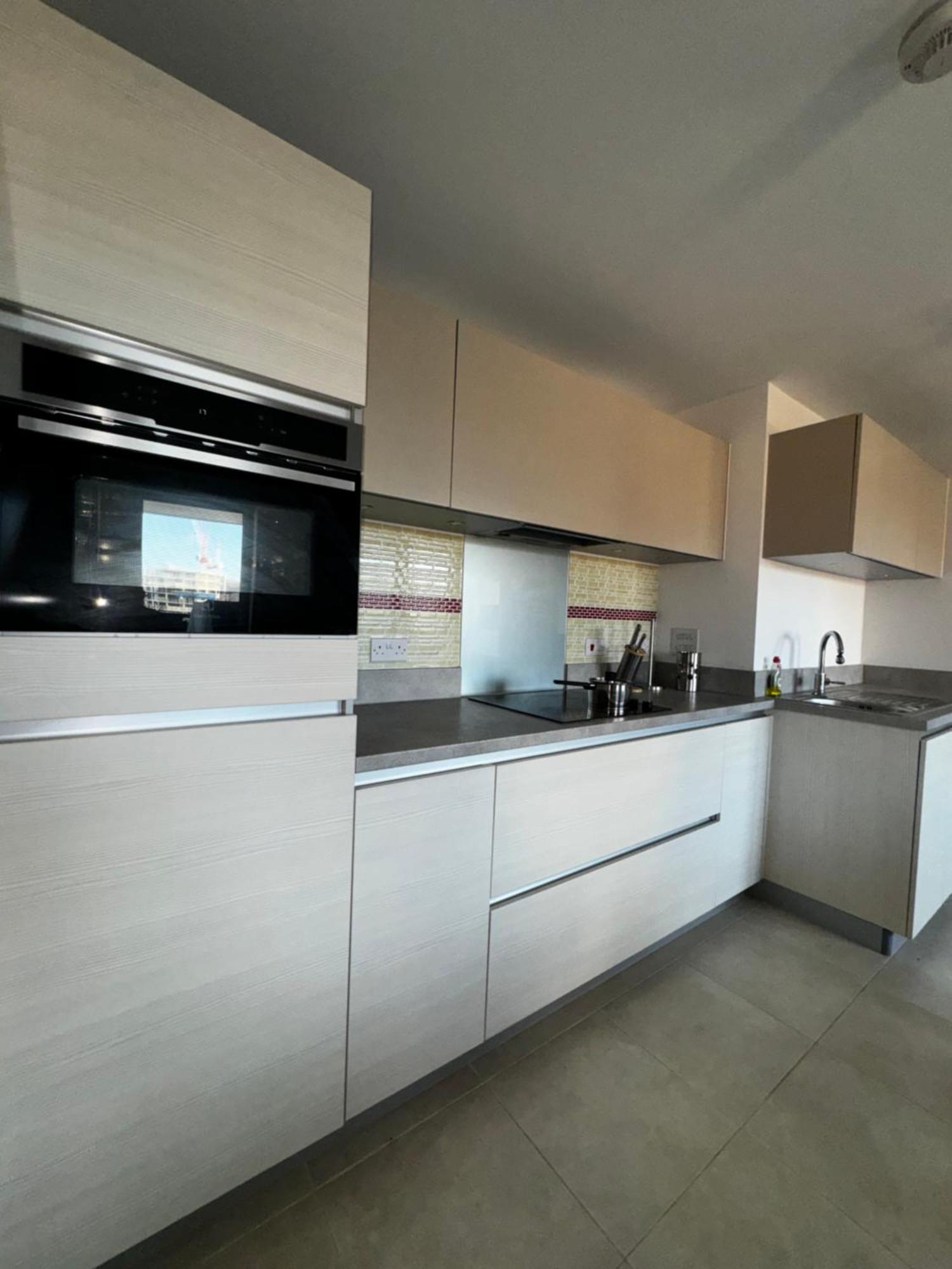 Apartamento Entire Flat Custom House