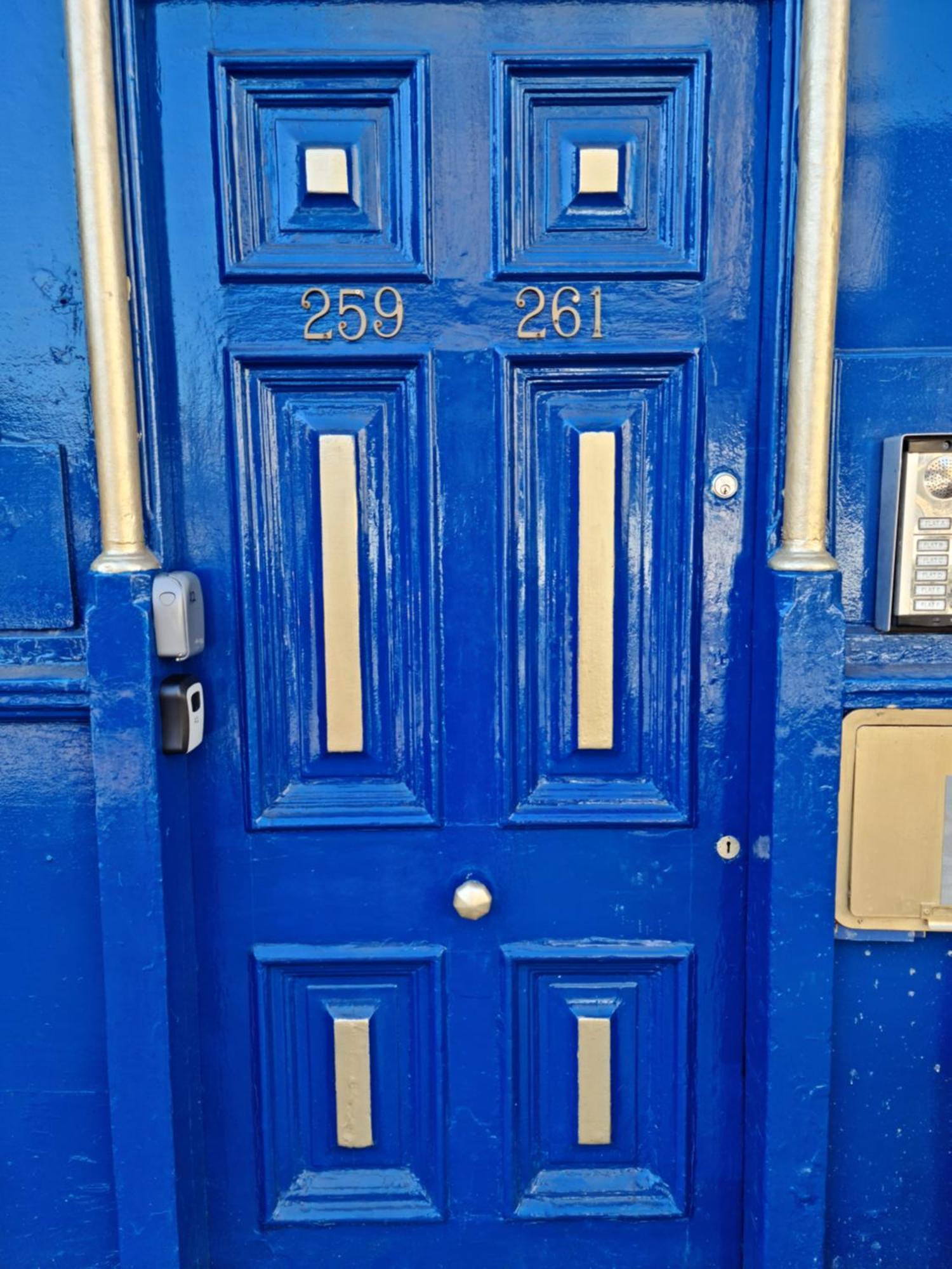 Stylish - Private Bathroom, 15mins To London! Appartement *
