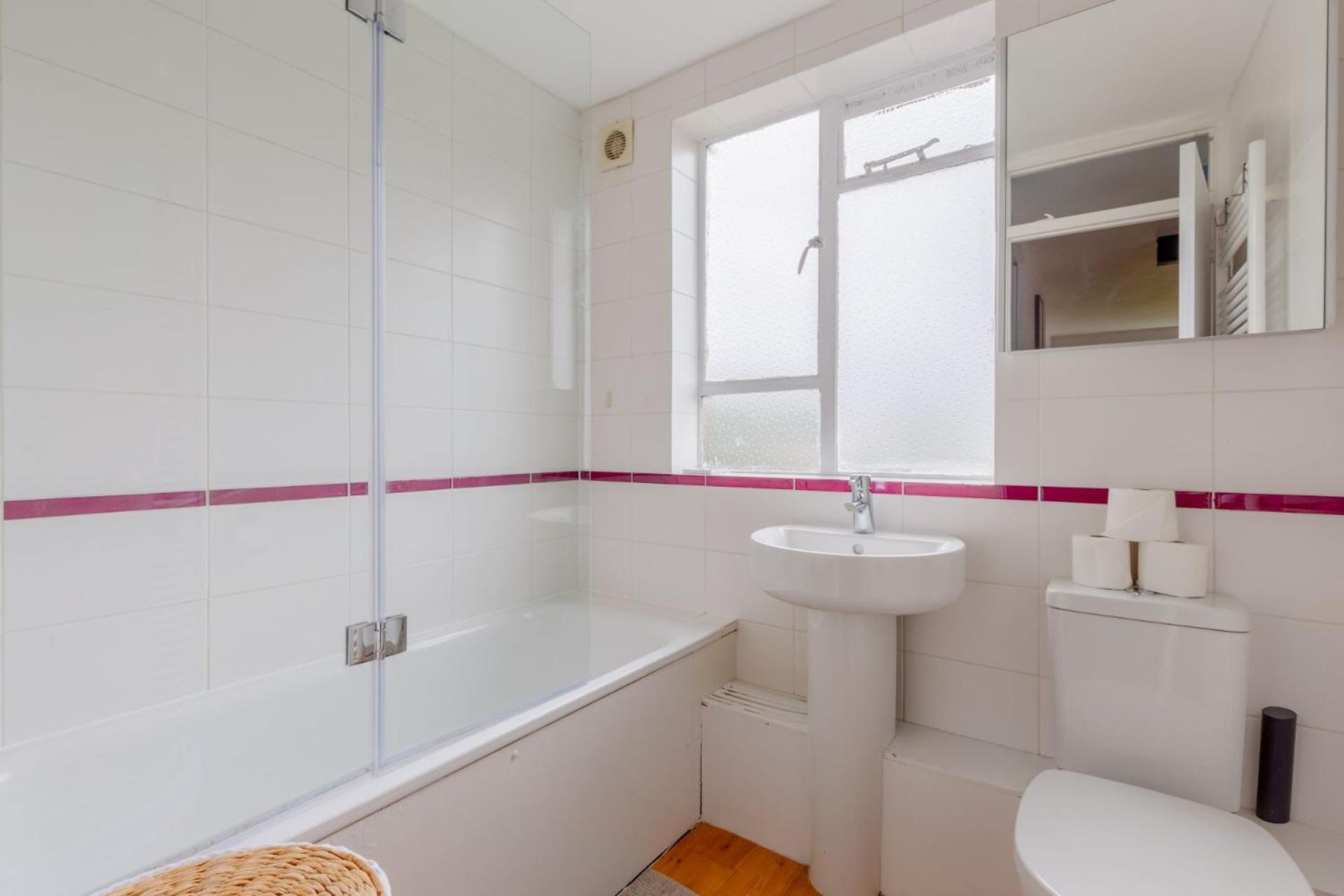 Chic 1bd Loft-style Flat Heart Of North Appartement Londres