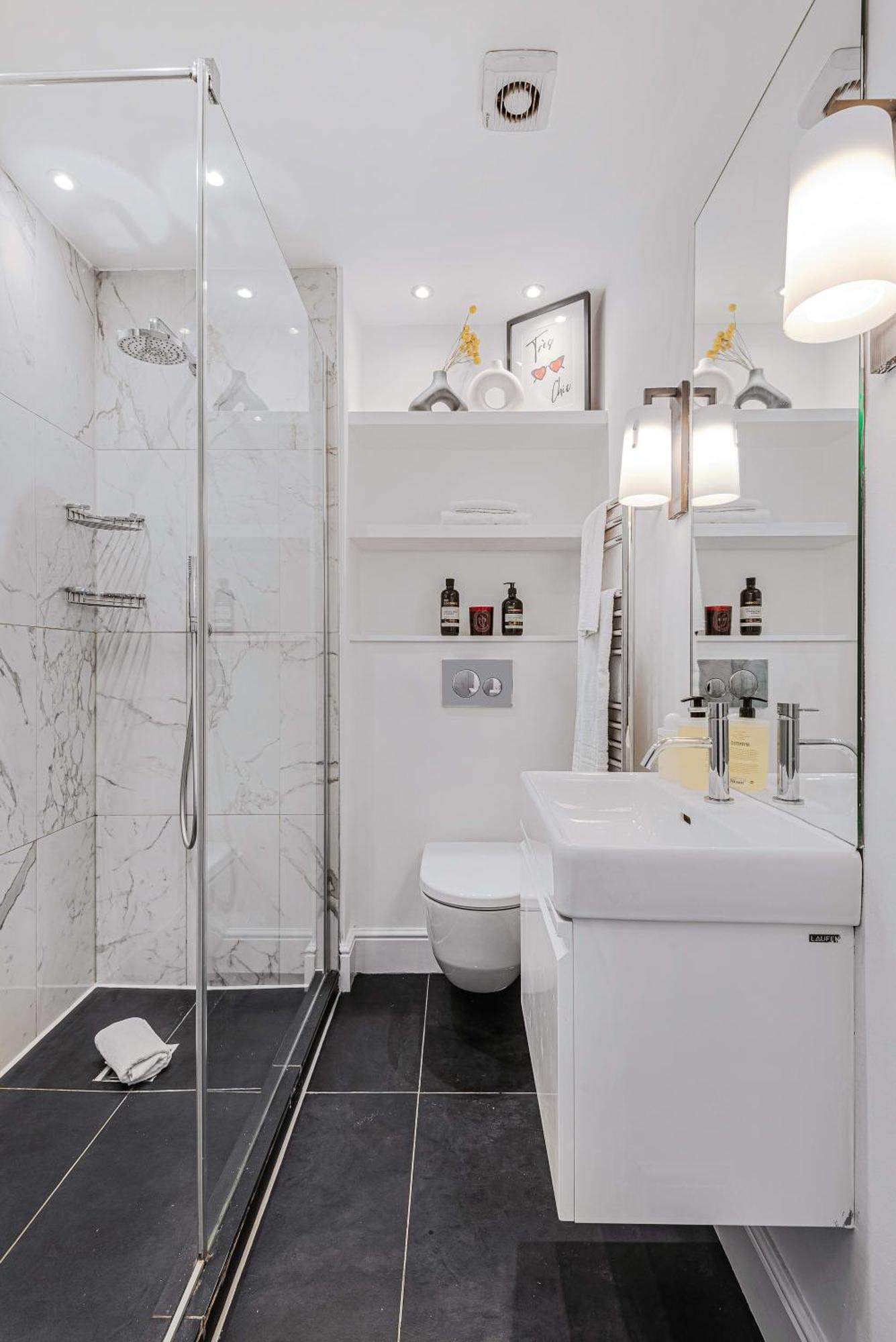 Lady On The Lane- 2 Bed Primrose Hill *